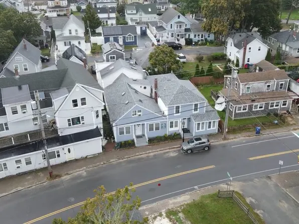155 Onset Ave APT 3, Wareham, MA 02571