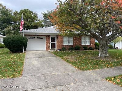 42 Lauren Lane S, Brick, NJ, 08723