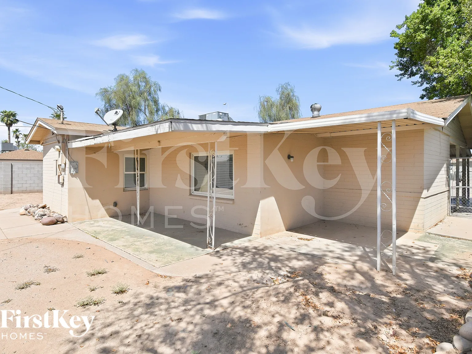 5 bed, 3.0 bath, 1665 sqft, $2,190 — Photo 2