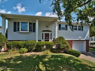 1217 Mine St, Old Forge, PA 18518