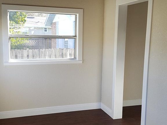 3rd image of 4480 59th Ave N