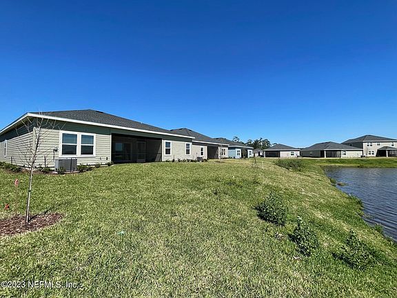 3rd image of 2729 White Cedar Ln