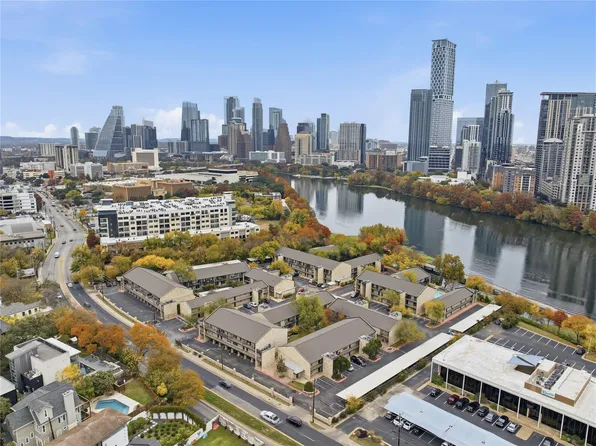 500 E Riverside Dr APT 133, Austin, TX 78704