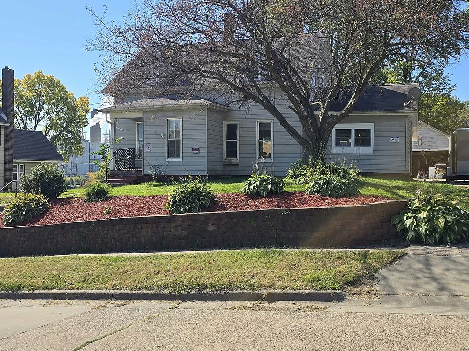 1st image of 219 20th Pl