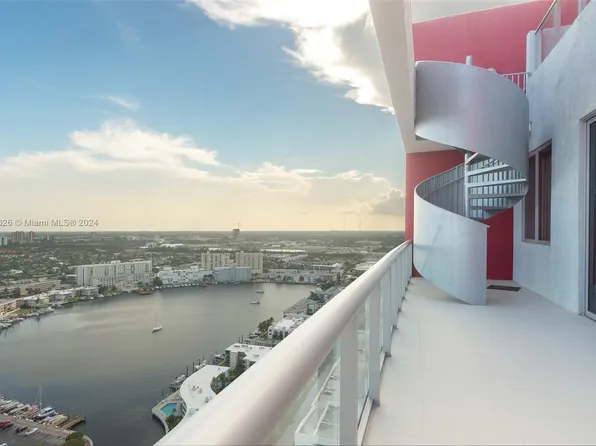 2600 E Hallandale Beach Blvd, Hallandale, FL