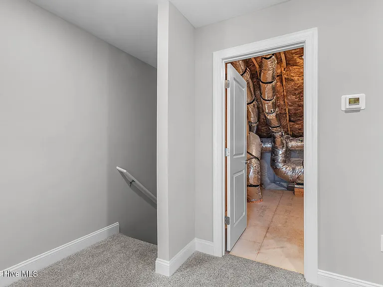 327 Starfish Ln — Photo 37