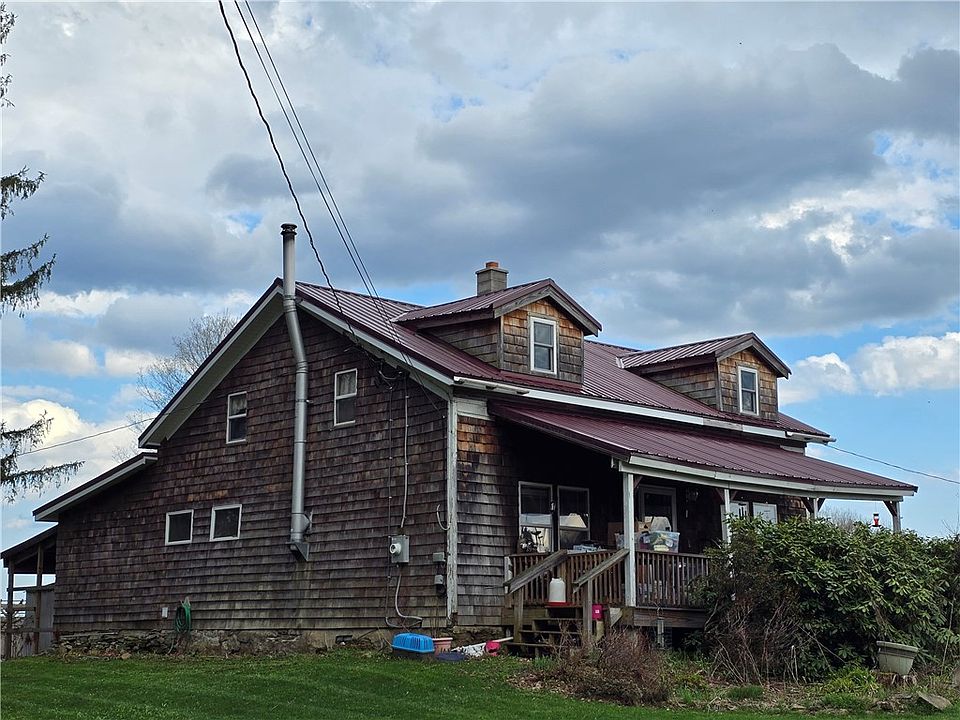 1st image of 360 Maroney Rd