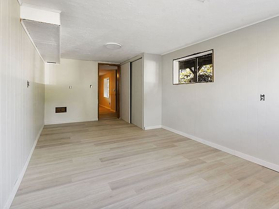 5017 SE 40th Ave #B, Portland, OR 97202 | Zillow