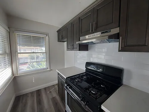 32 Esperanza Ave. Photo 1