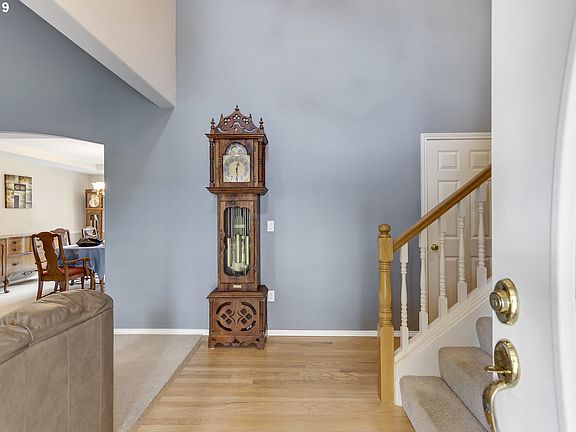 4th image of 11696 Salmonberry Dr