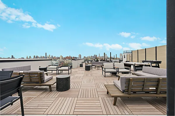 Rented by Nooklyn NYC LLC | media 44