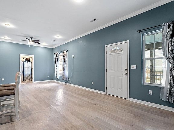 5th image of 115 Kerr Dr