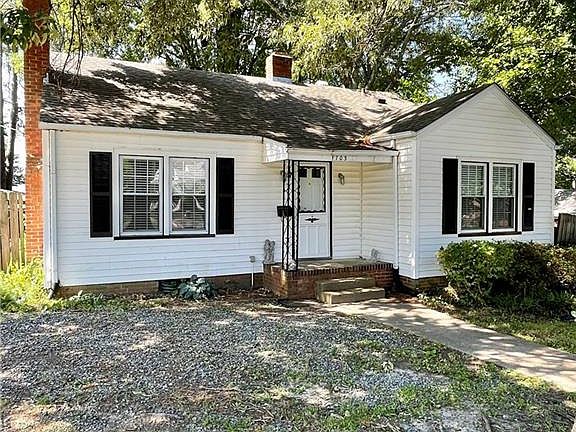 2nd image of 1703 W Florida St