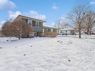 5157 Walnut Dr, Pleasant Hill, IA 50327