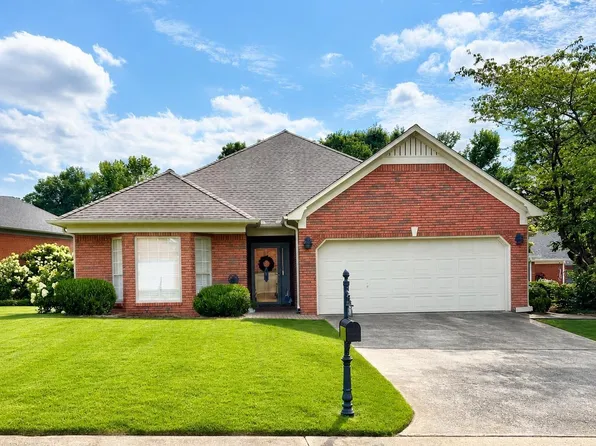 398 Calumet Way, Trussville, AL 35173