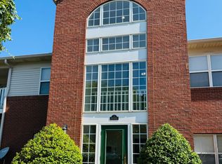 8000 Magnolia Ridge Ct UNIT 102, Louisville, KY 40291
