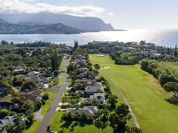 2nd image of 5282 Honoiki Rd