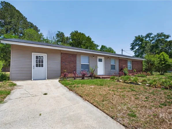 109 Elm Street, Claxton, GA 30417