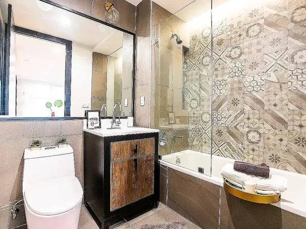 1270 New York Avenue image 6 of 21