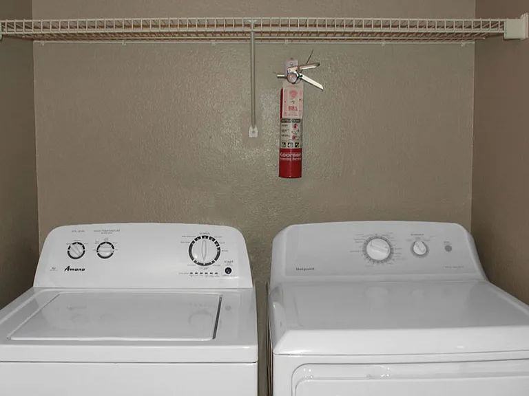 Mandalay Bay Apartments — Photo 13