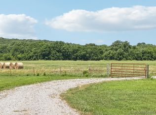 5763 Lakeview Dr, Mounds, OK 74047