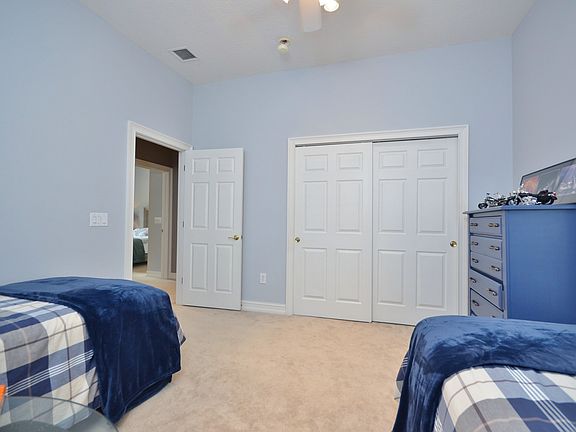 5th image of 211 Eastpark Dr