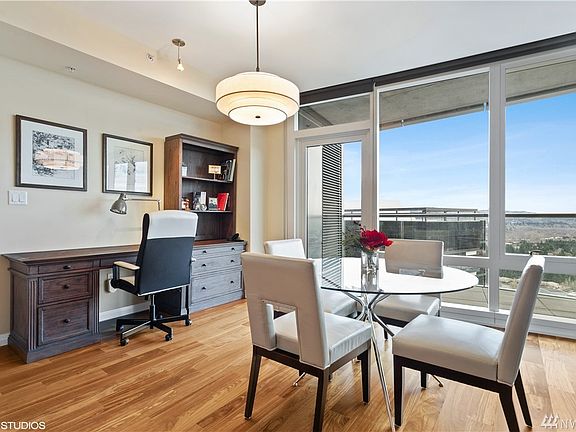 4th image of 10700 NE 4th St Unit 3014