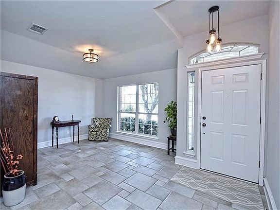 3rd image of 1210 Wood Creek Dr