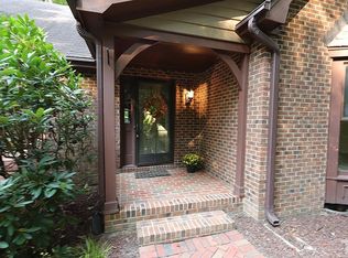 9417 Bartons Creek Rd, Raleigh, NC 27615