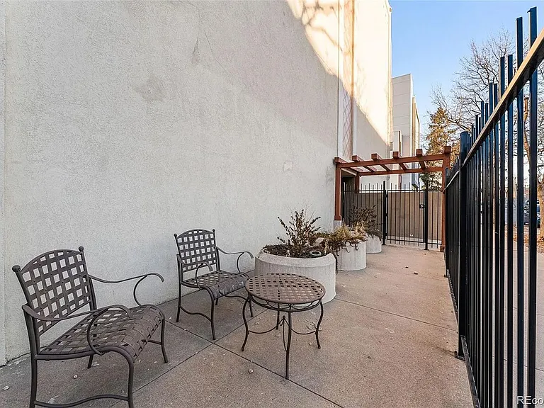 1390 N Emerson St #508 — Photo 35