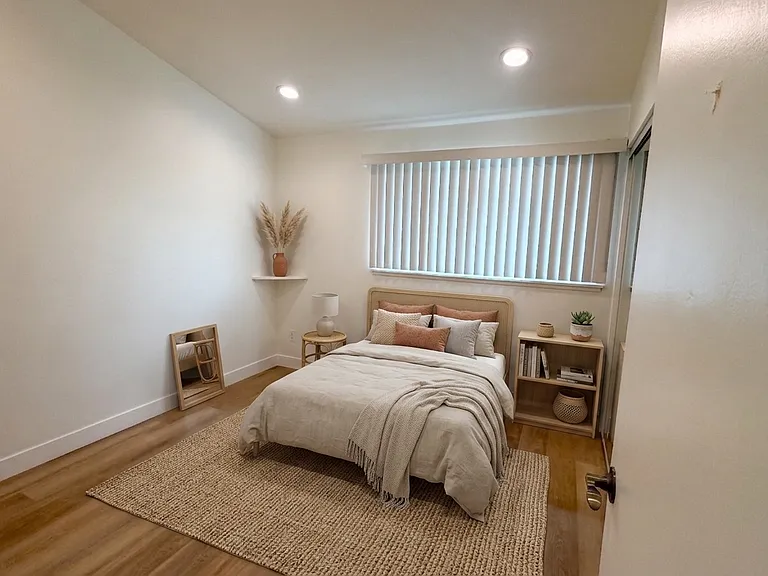 8449 Limerick Ave — Photo 5
