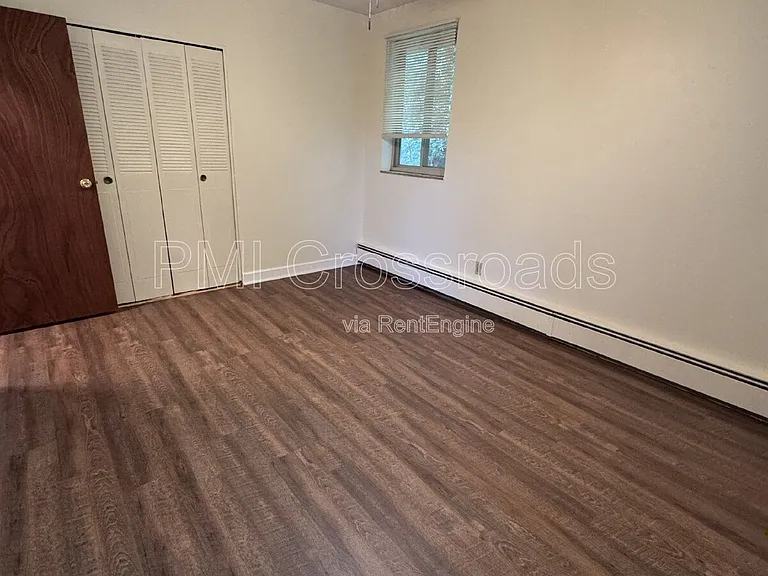 2323 Newton St #20 — Photo 6