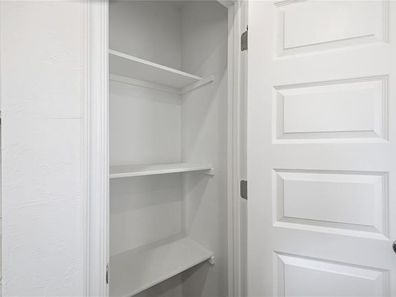 5th image of 10060 Blackjack Rd