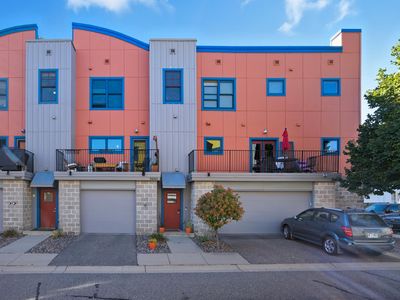 566 State St APT D, Saint Paul, MN, 55107