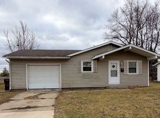 1020 Avenue E, Rochelle, IL 61068
