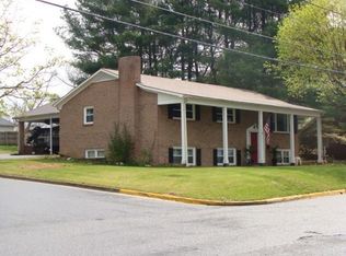 200 S 12th St, Wytheville, VA