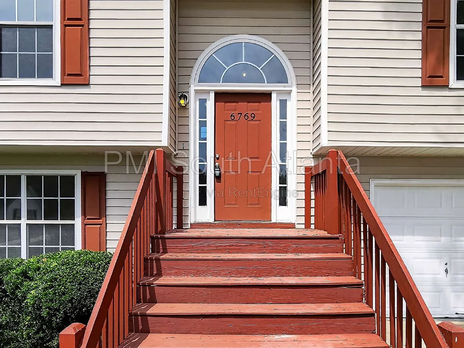 3 bed, 2.0 bath, 1282 sqft, $1,950 — Photo 2