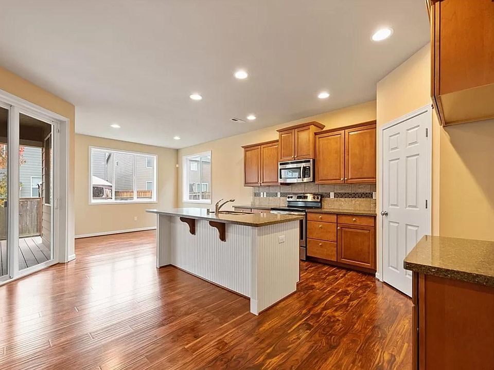 1st image of 8116 165th Street Ct E
