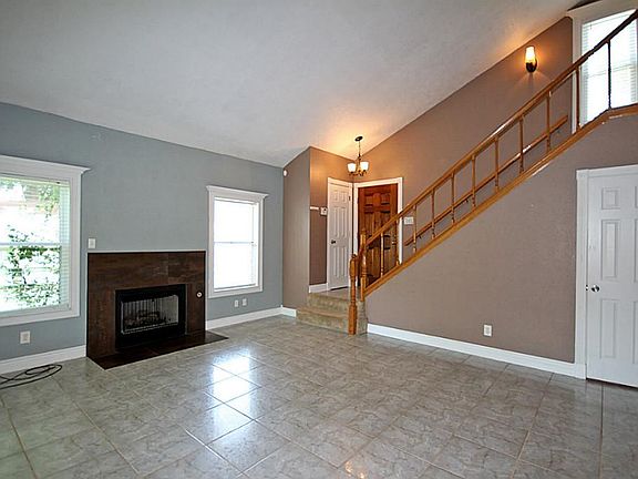 Family Room (view 2)