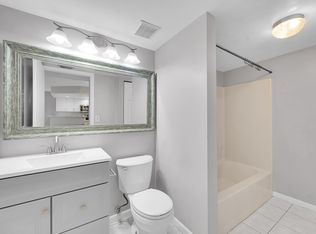 6528 Chasewood Dr APT B, Jupiter, FL 33458