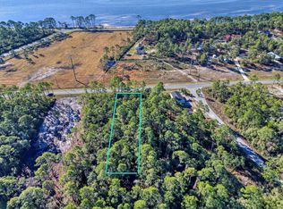 1013 C C Land Rd, Eastpoint, FL 32328