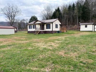 152 Granny Mae Rd, Bolt, WV, 25817