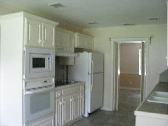 3rd image of 113 Clemson Dr