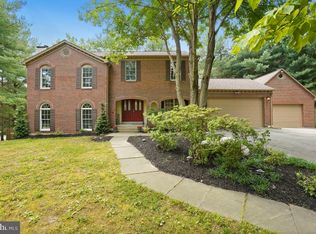 14735 Carona Dr, Silver Spring, MD 20905