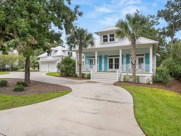 45 Ridge Rd, Beaufort, SC 29907