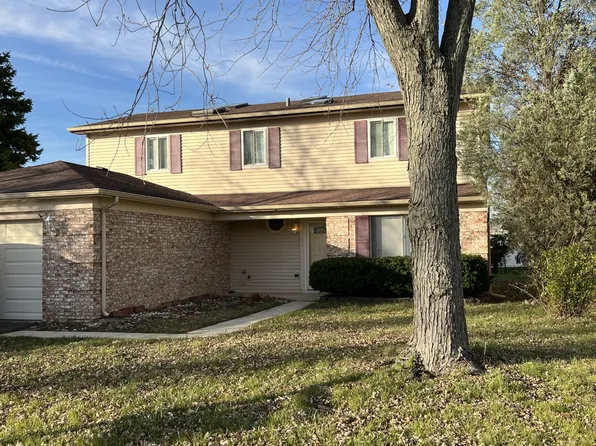 340 Drake Ave, Bolingbrook, IL 60490