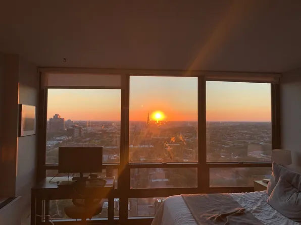 1636 N Wells St, Chicago, IL