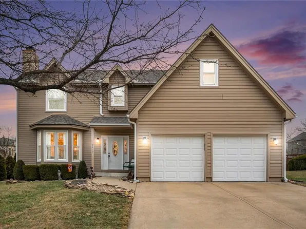 9419 N Tracy Ave, Kansas City, MO 64155