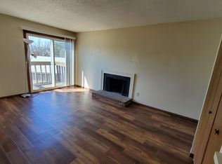 5701 W Ridgecrest Dr, Peoria, IL