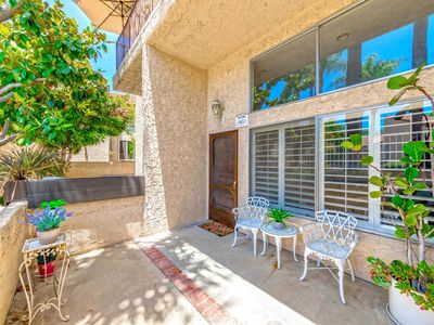 23401 Park Sorrento Unit 45, Calabasas, CA, 91302